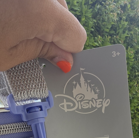 NWT Frozen Themed Silver Lunch Bag - Picture 4 of 5